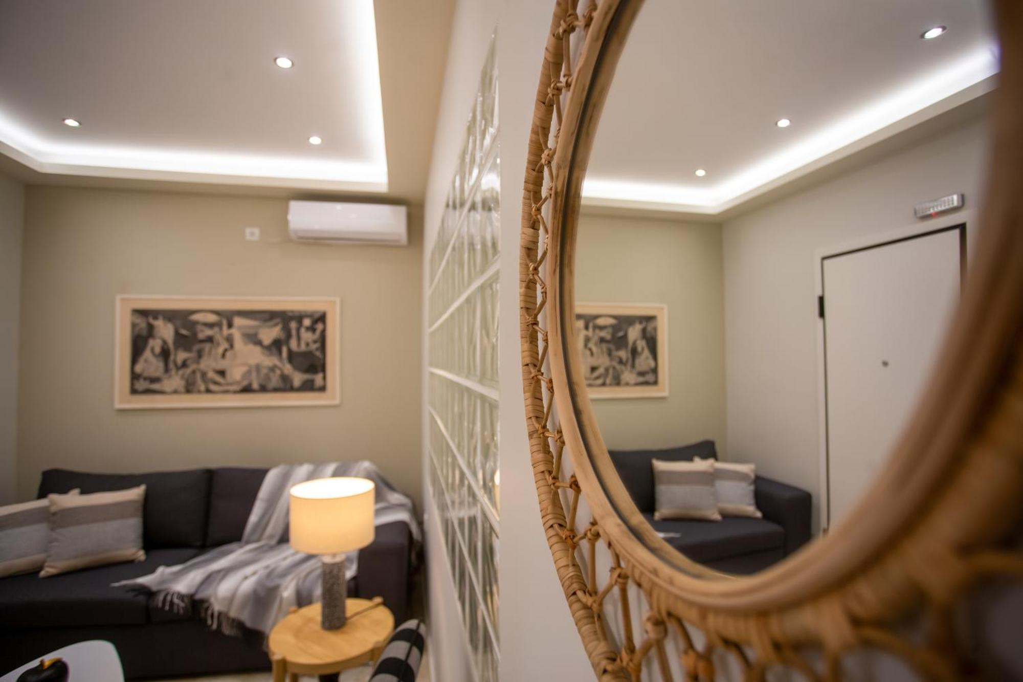 Nefeli By Heloni Apartments Atenas Exterior foto